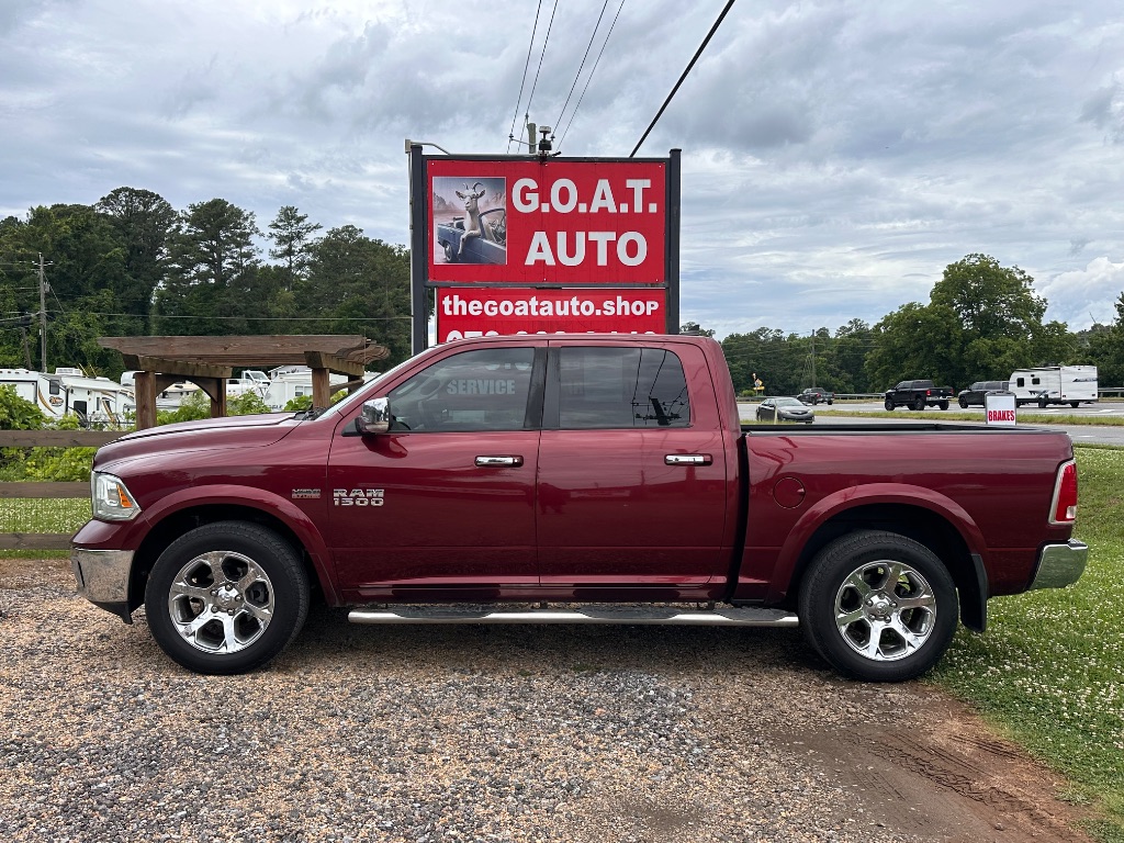 2016 RAM 1500 Laramie 4x4 Crew Cab 5'7's photo