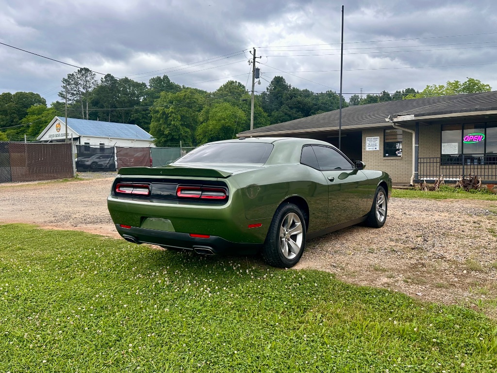 2018 Dodge Challenger SXT - Photo 6