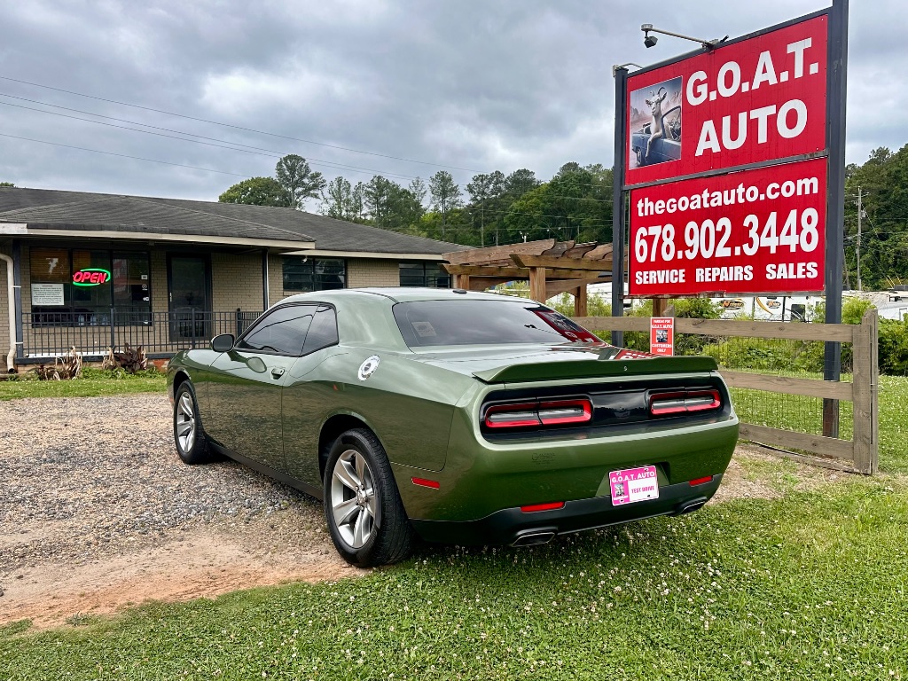 2018 Dodge Challenger SXT - Photo 8