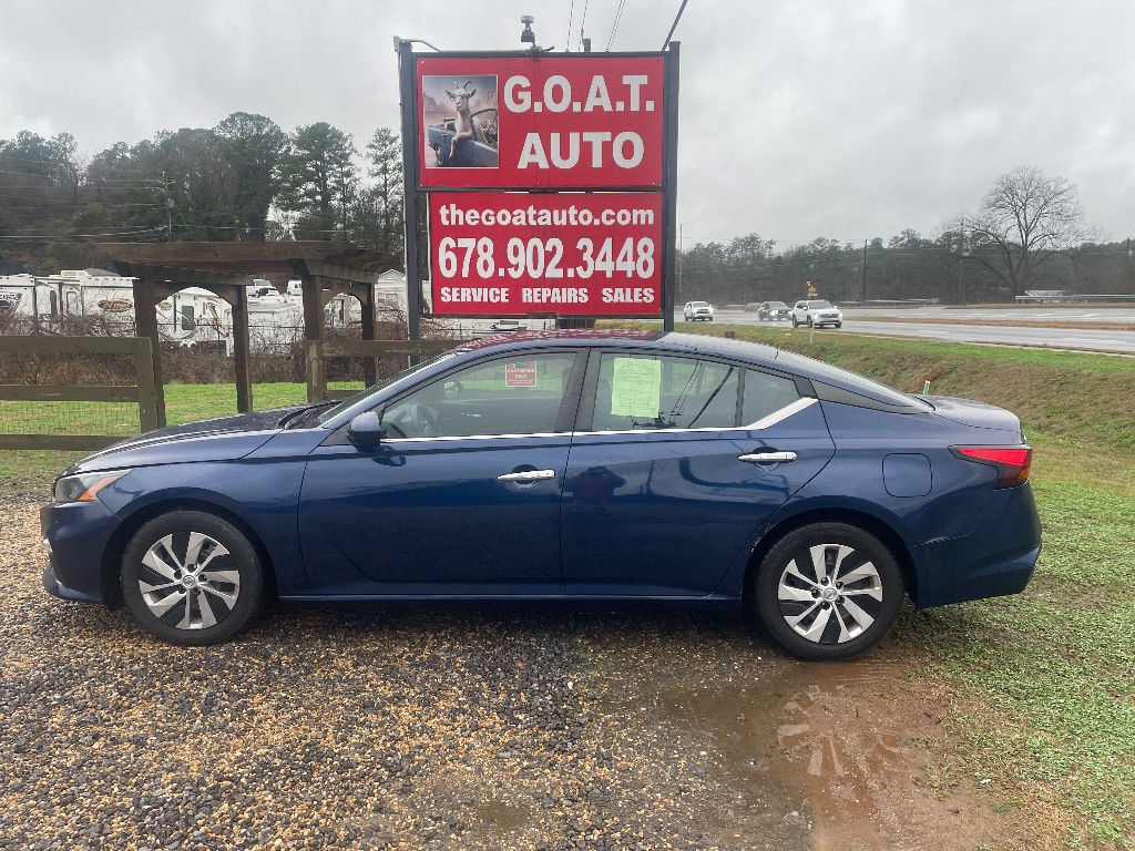 2022 Nissan Altima S's photo