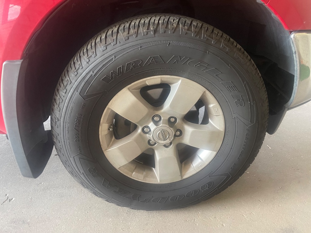 2011 Nissan Frontier SV - Photo 23