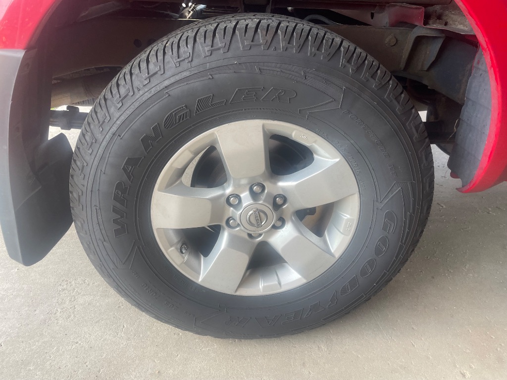 2011 Nissan Frontier SV - Photo 22