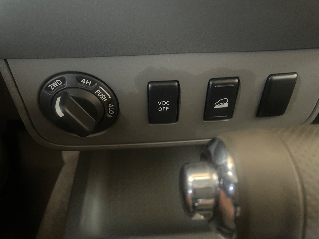 2011 Nissan Frontier SV - Photo 32