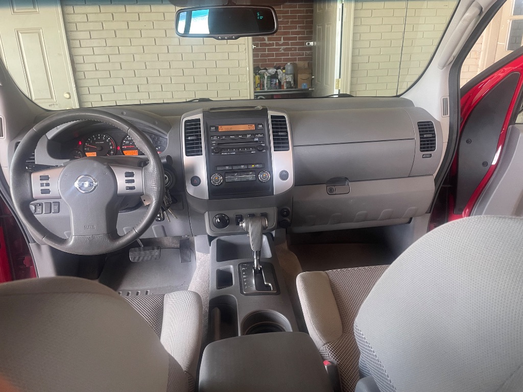 2011 Nissan Frontier SV - Photo 19