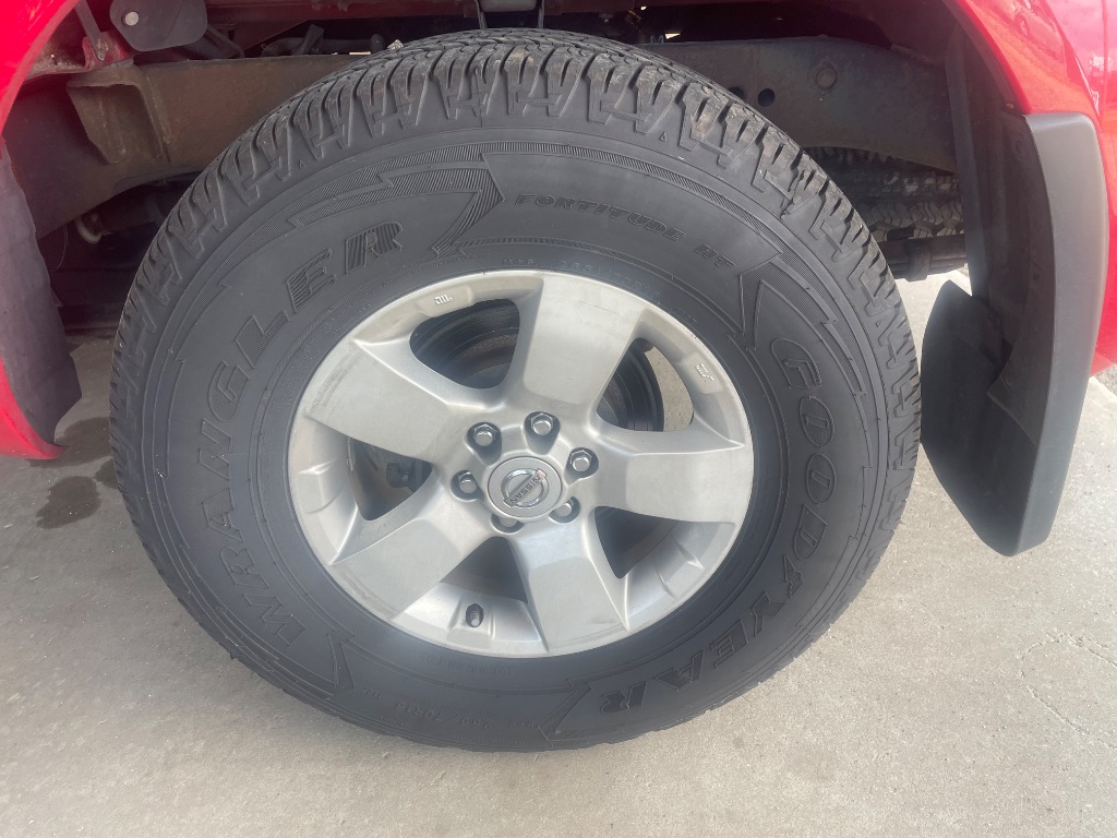 2011 Nissan Frontier SV - Photo 21