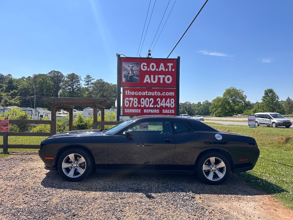 2017 Dodge Challenger SXT