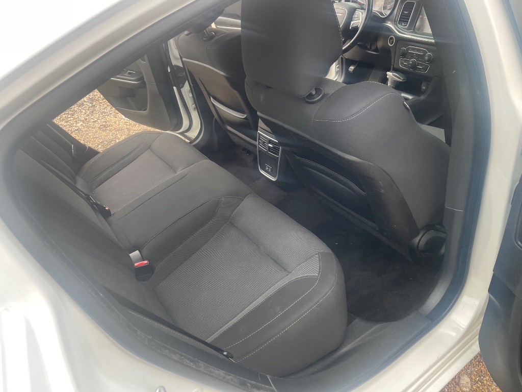 2015 Dodge Charger SXT - Photo 15