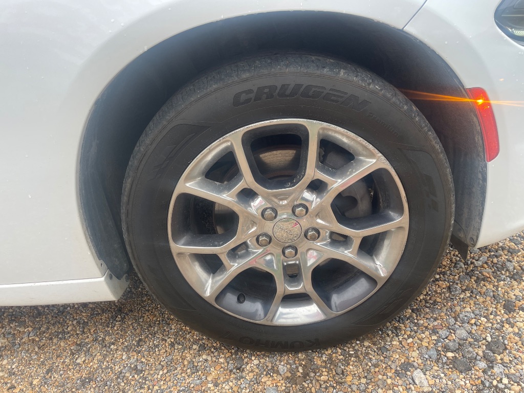 2015 Dodge Charger SXT - Photo 11