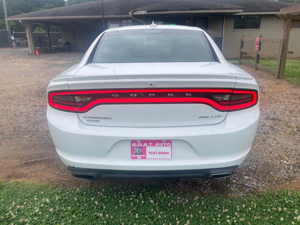 2015 Dodge Charger SXT - Photo 7